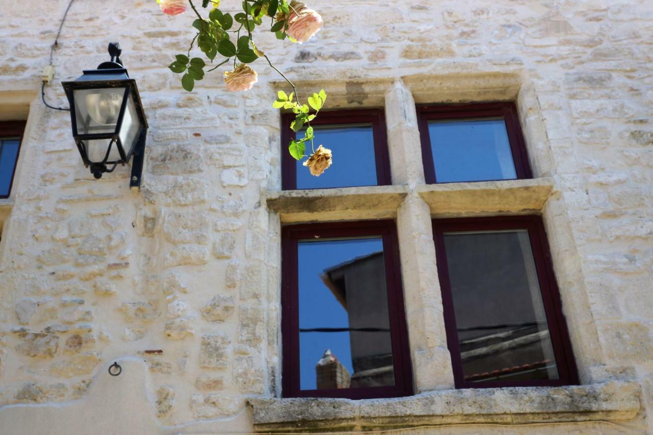La Villages Chambres D'Hotes Vallabrègues Esterno foto